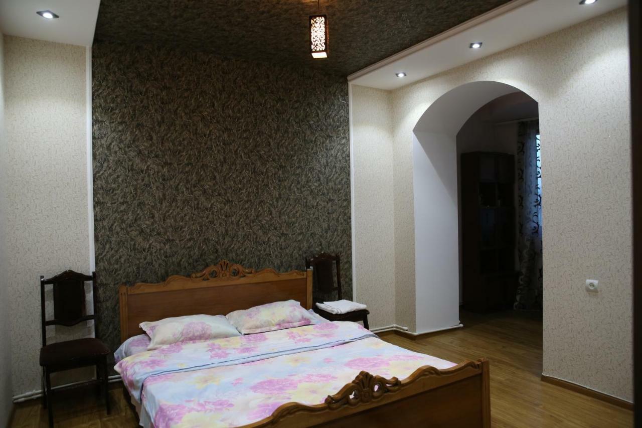 גיומרי Srtashyan Apartments - Gorky Street מראה חיצוני תמונה
