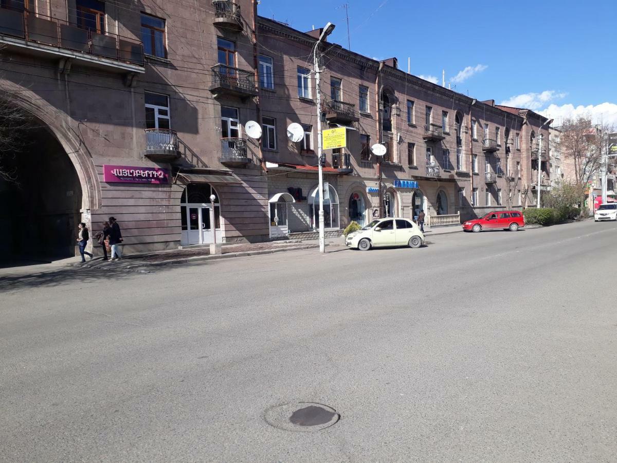 גיומרי Srtashyan Apartments - Gorky Street מראה חיצוני תמונה